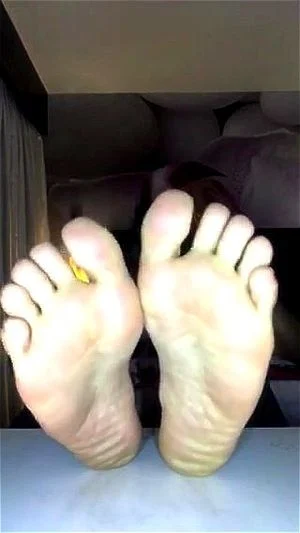 Toes thumbnail