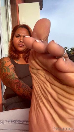 Latina cute footjob/soles  thumbnail