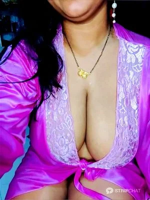 Indian Masturbation thumbnail