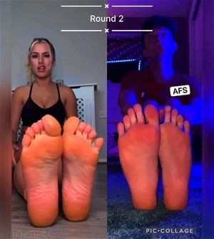 Guys Huge feet thumbnail