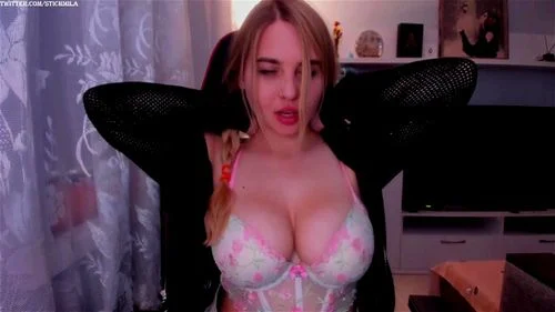 cam, busty curves, big tits, busty babe
