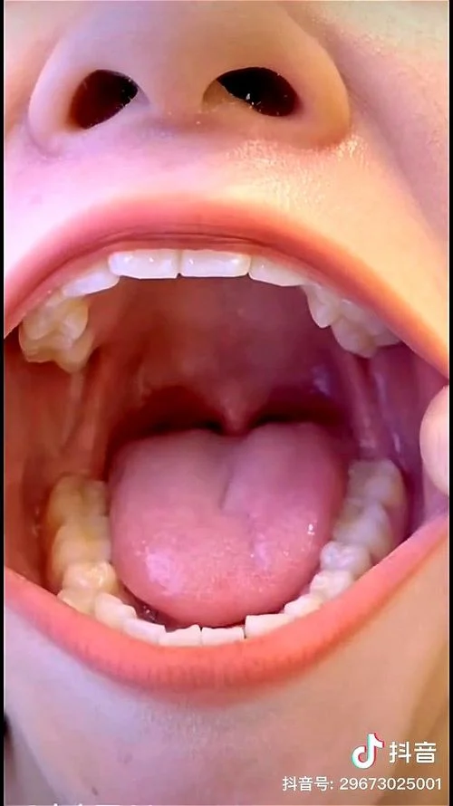Asian Mouth - Watch chinese mouth - Tongue, Tongue Action, Fetish Porn - SpankBang