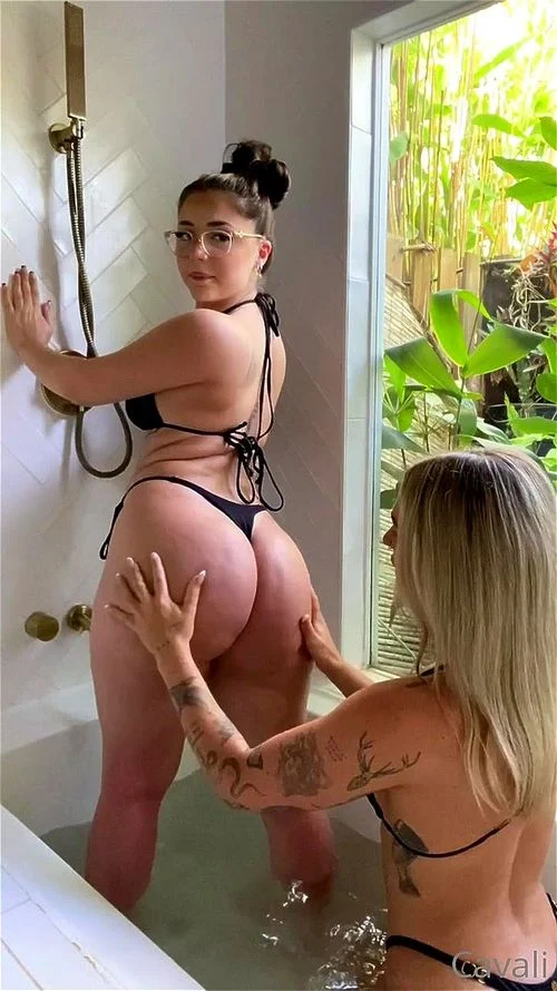 lesbian, lilith cavaliere, onlyfans leak, small tits