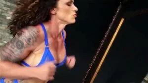 muscle girls thumbnail