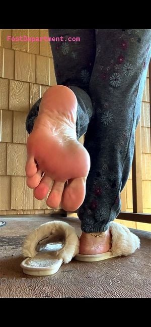 Feet thumbnail