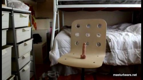 bouncing on my stepmom's dildo