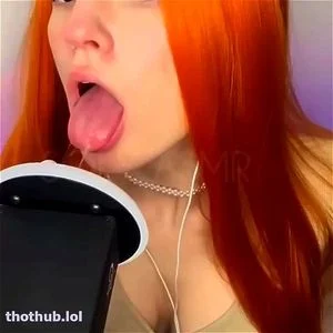 spitty ear eating/licking thumbnail