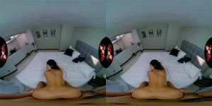 Latina vr thumbnail