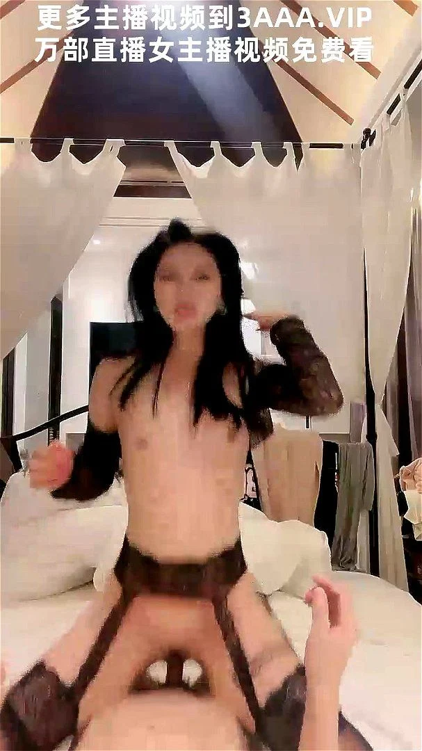 极品尤物车模下海!在床上超级骚!性感吊带丝袜美腿,特殊视角爆操骚穴,骑乘位上下猛砸 极品尤物车模下海!在床上超级骚!性感吊带丝袜美腿,特殊视角爆操骚穴,骑乘位上下猛砸