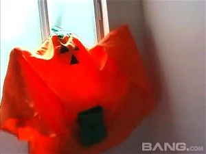 Watch from 0:05:15