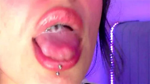 Hot Tongue Spit Deepthroat BJ Latin Babe