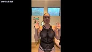 Tits thumbnail