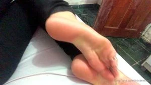 Feet thumbnail