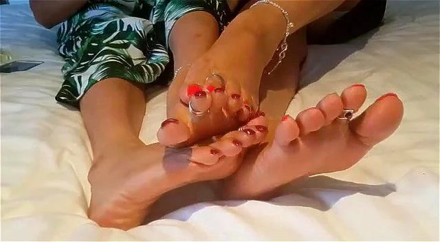 New Geetsfeets with stepsis JOI