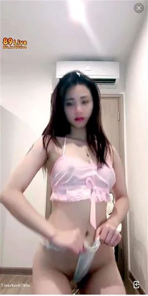 Bé chan 3 tuổi thumbnail