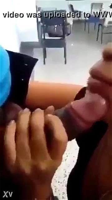 Mi maestra me lo chupa Mi maestra me lo chupa