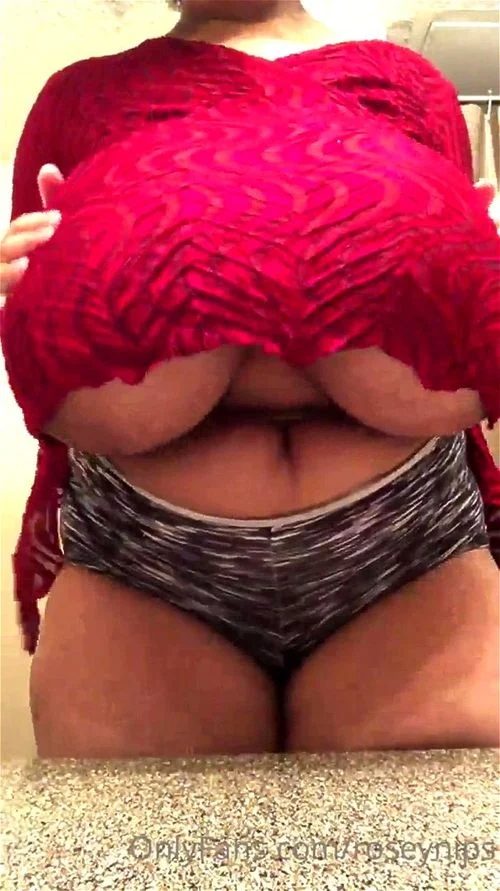 huge tits thumbnail