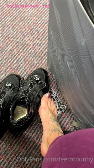 foot footjob feet cum feet foot worship femdom search: footdepartment