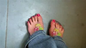 Feet thumbnail