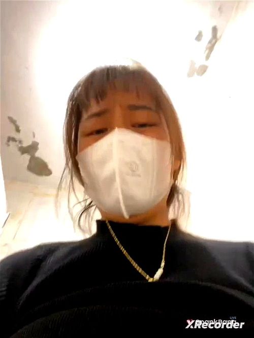 Livecam porn video – Public playing#2