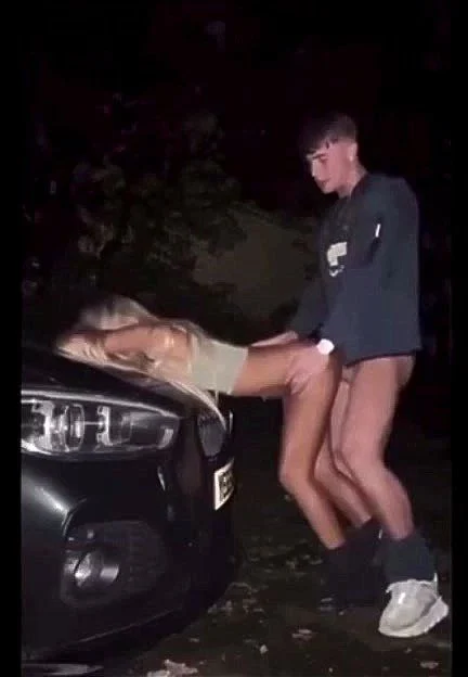 SEX IN CAR