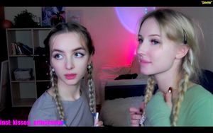 Lesbian cam girls thumbnail