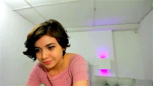 Short hair thumbnail