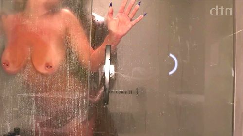 Hotwife Shower Cuckold