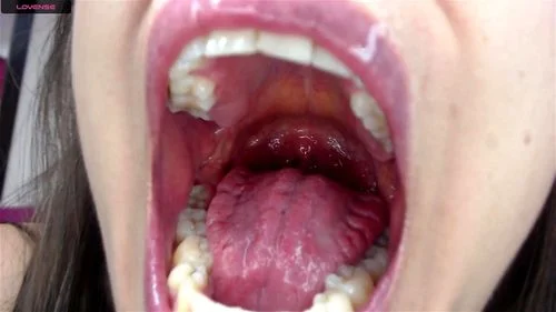 Sexy Mouth Tongue Spit Deepthroat BJ