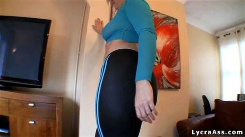 Yoga pants thumbnail