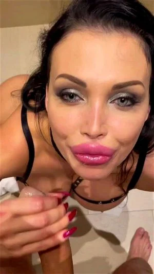 Aletta Ocean thumbnail