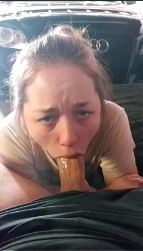 Amateur Deepthroat Sloppy Blowjob