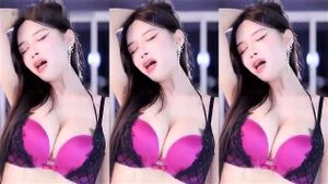 小恩雅 thumbnail