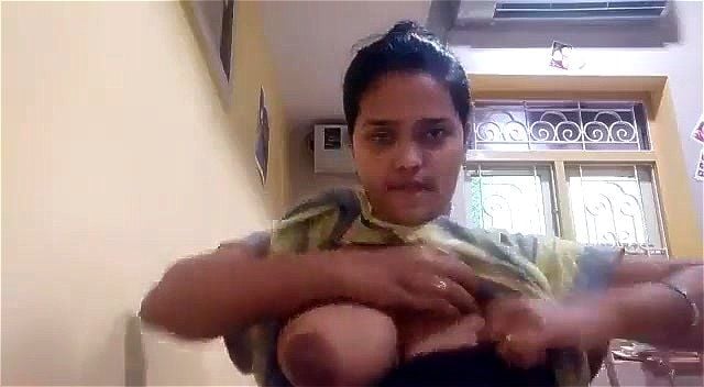 Famous Chennai xpress booby girl playing with her boobies nude