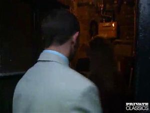 Watch from 0:00:28