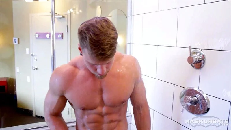 Beefy Stud Solo Shower Jerk - Brad - Maskurbate