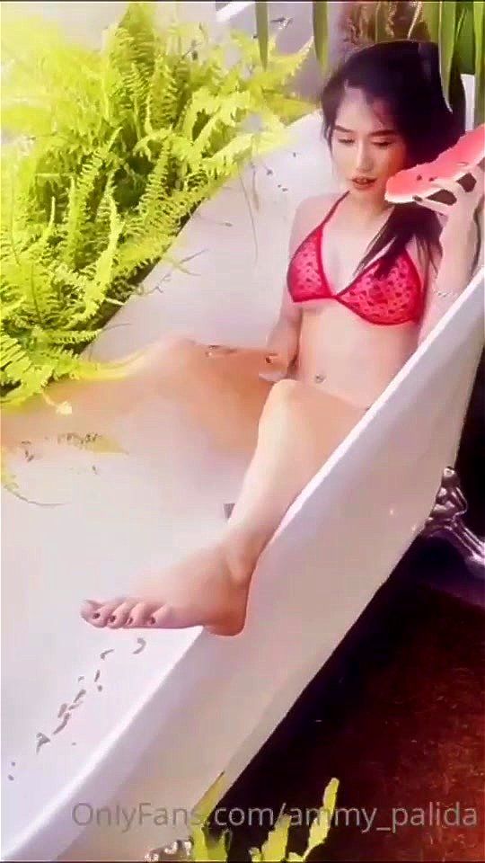 Lady Lady