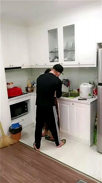 wife kitchen
