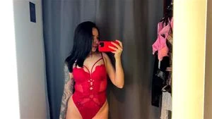 Try on haul thumbnail