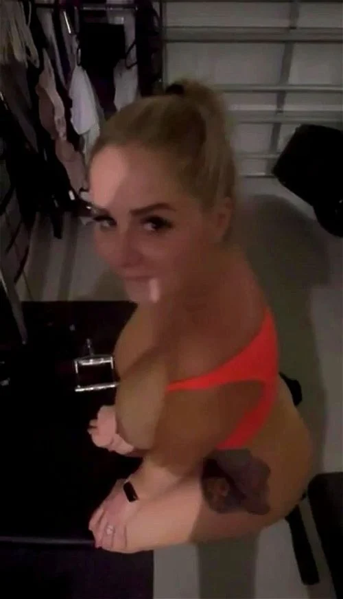 Big Tits Blonde Fucked in The Gym