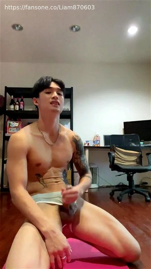 Gay Asian  thumbnail