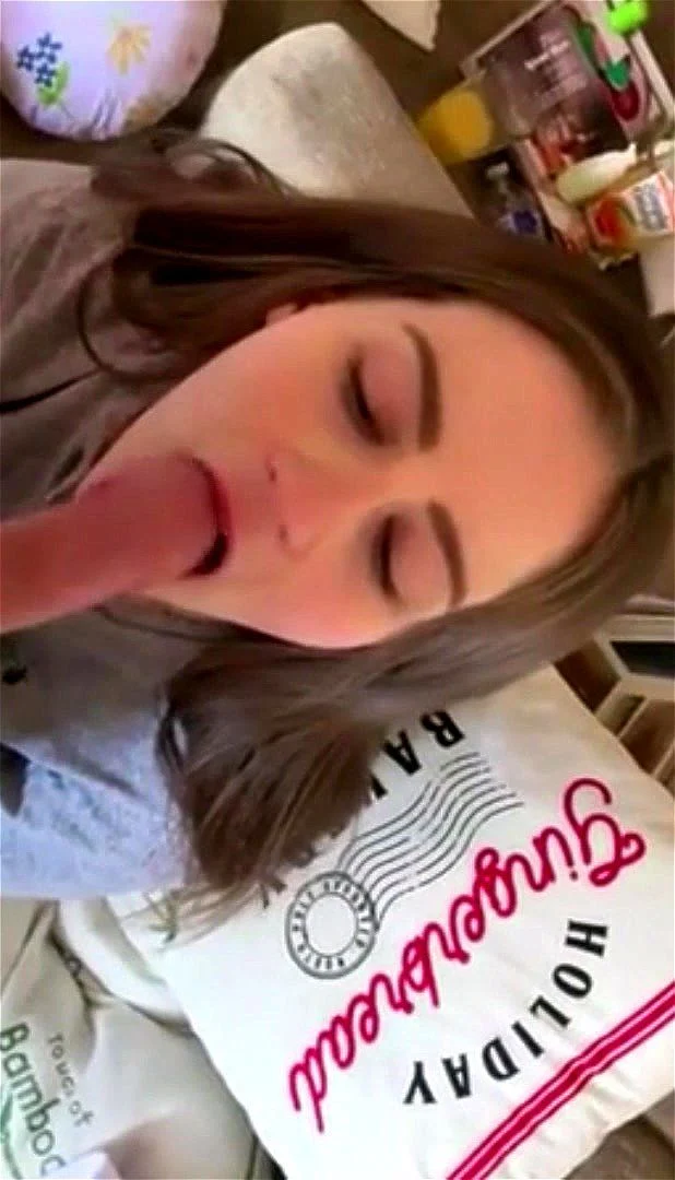 Teen Beauty Amateur Blowjob Teen Beauty Amateur Blowjob