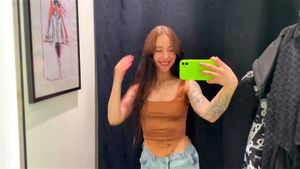 Watch from 0:00:29