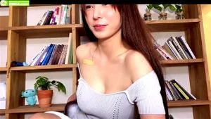 女乃cow thumbnail