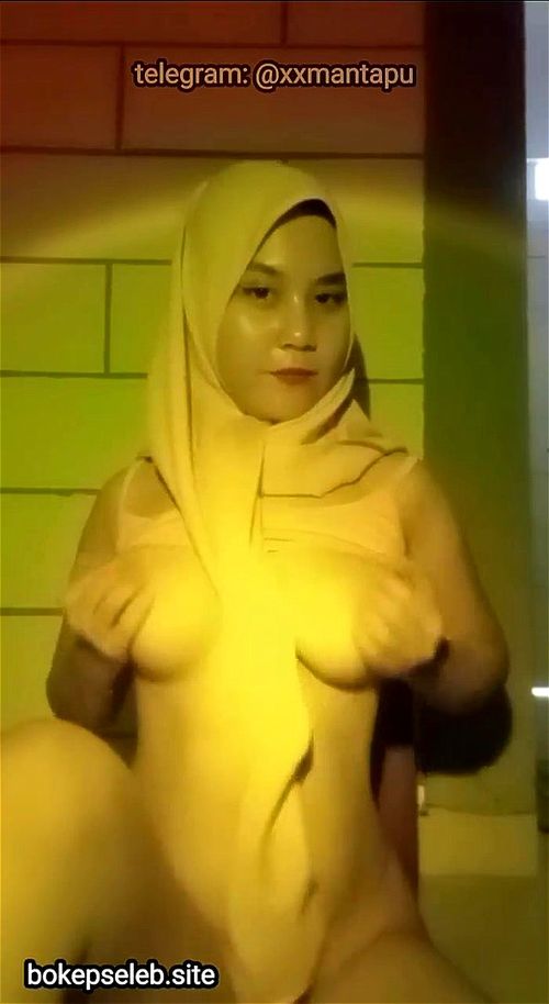 Remaja Hijab Malay Becek