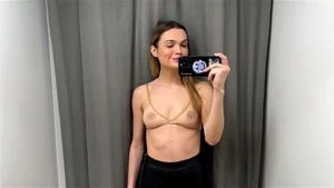 Watch from 0:00:17