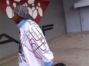 Watch from 0:00:32