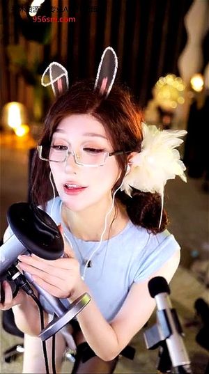 Watch from 0:05:19