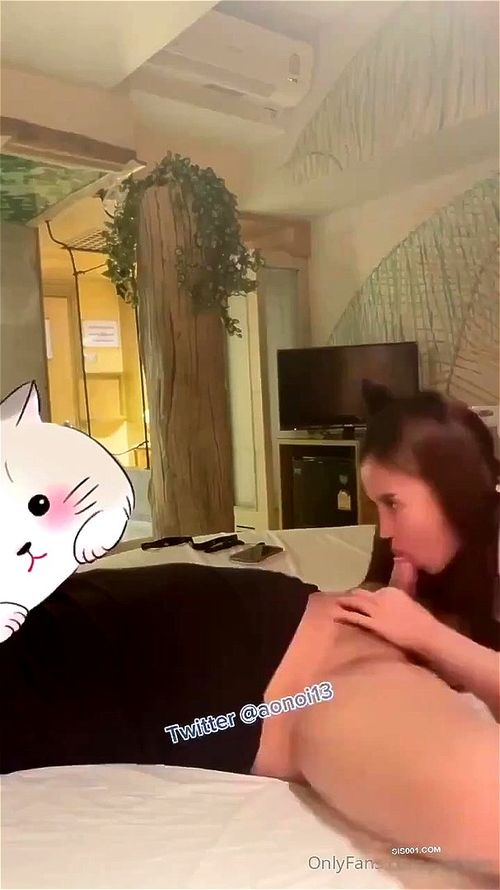 巨乳女友吃鸡 Porno Video - SpankBang