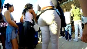 Candid Booty thumbnail